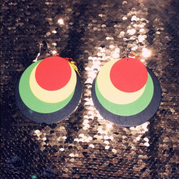 BLACK GIRL MAGIC Earrings - Picture 3 of 6